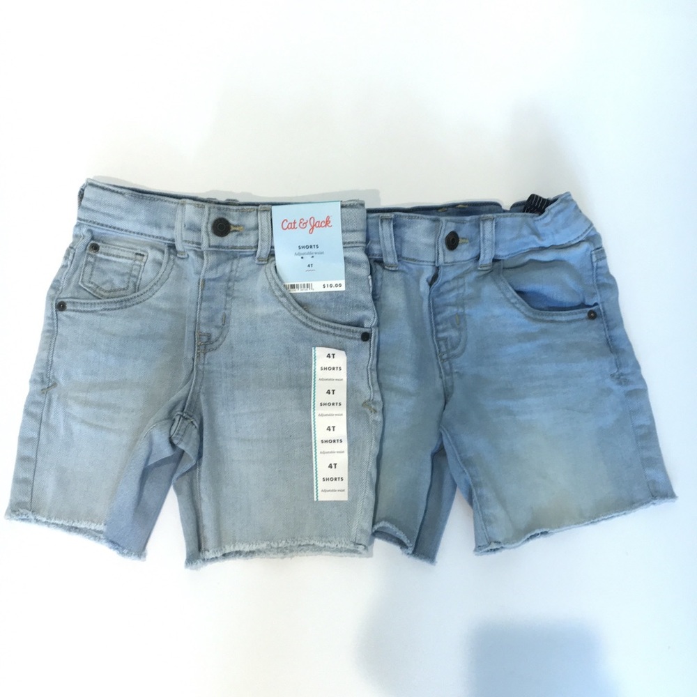 Two pack Boys shorts 4T.